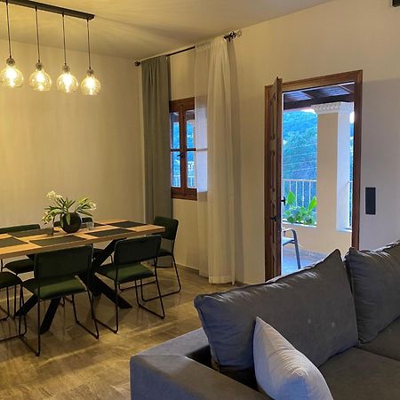 Alexandra'S Boutique House Villa Kato Garouna ภายนอก รูปภาพ