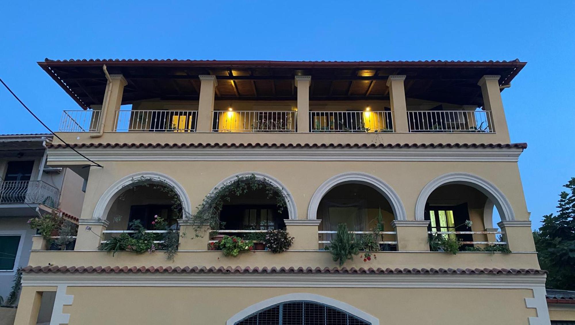 Alexandra'S Boutique House Villa Kato Garouna ภายนอก รูปภาพ