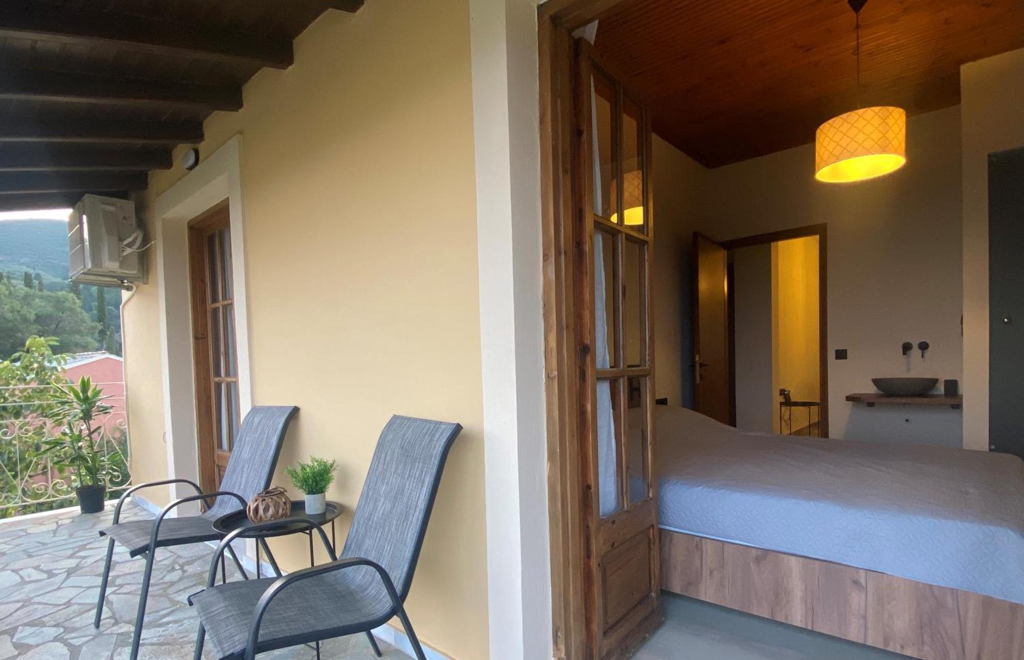 Alexandra'S Boutique House Villa Kato Garouna ภายนอก รูปภาพ