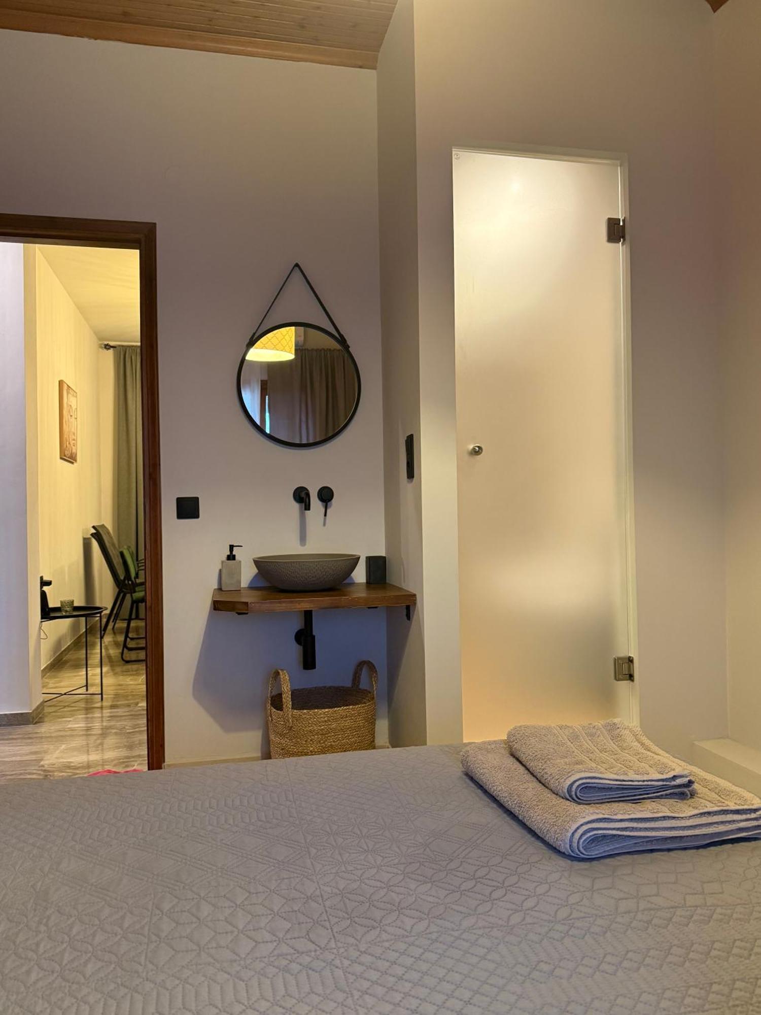 Alexandra'S Boutique House Villa Kato Garouna ภายนอก รูปภาพ